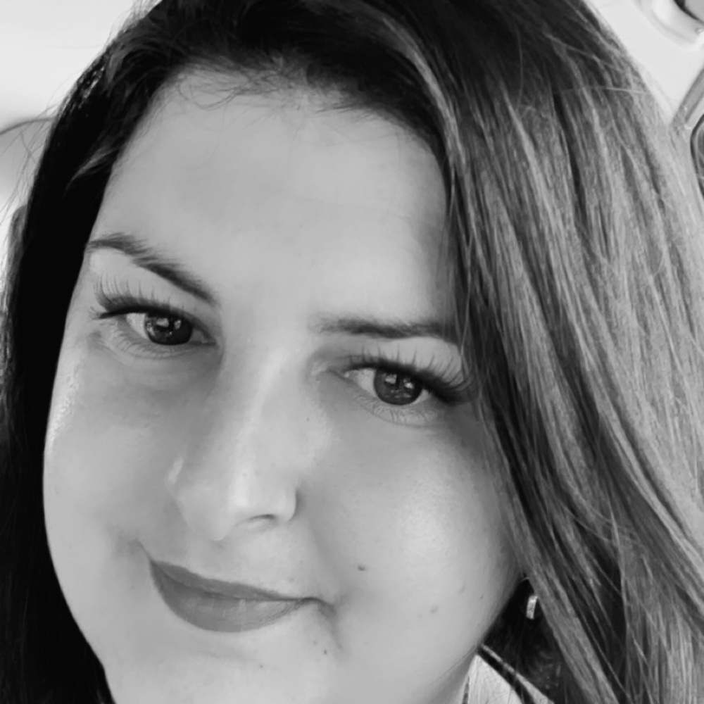 Meet your Posher, Raluca